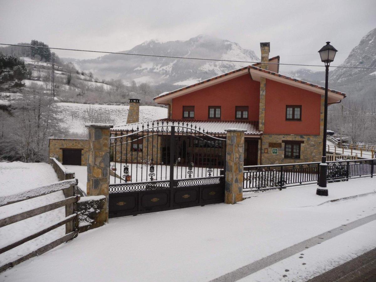 Hotel Rural El Fondon Soto De Agues Exteriör bild